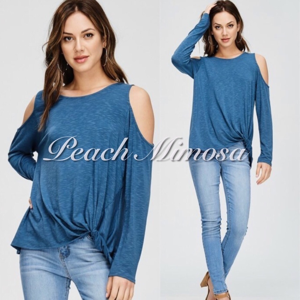 Cold shoulder knotted hem top